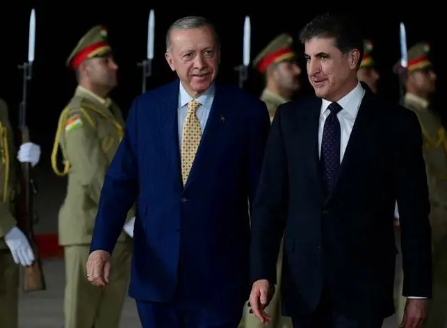 Serokkomarê Tirkiyê Erdoğan bi heyeta xwe ve giha payîtexta Kurdistanê Hewlêrê